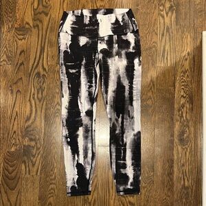 Varley - Stylish Black and White Women’s Leggings